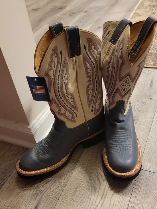 Justin Boots Shoes - Justin L5026 Women's Cowboy Boots, Size 7.5, Blue and Ivory with Embroidery NWT